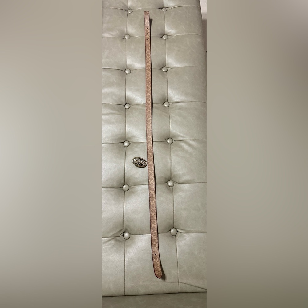 Coach Brown Signature Slim Belt reversible - Picture 2 of 7